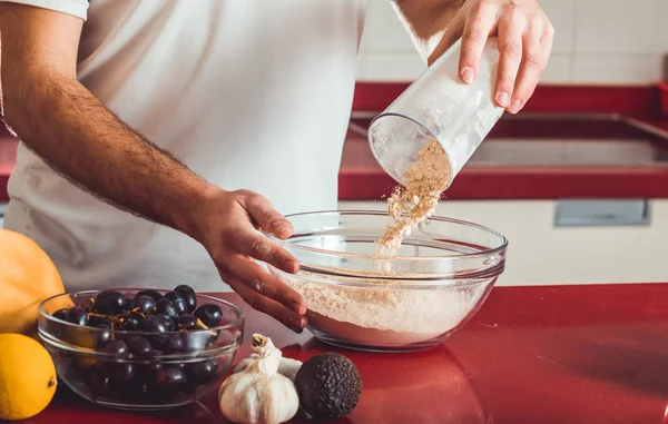 Proses pişirme ev yapımı seitan. Vegan et nasıl yapılır