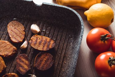 Vegan gastronomi, seitan vejetaryen ettir. Kopyalama alanı