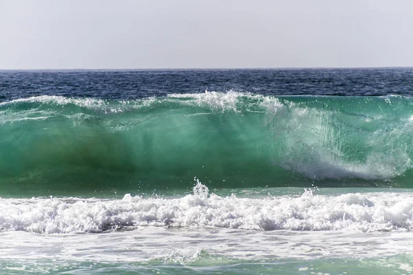 Bella Vista Della Grande Onda Dell Oceano — Foto Stock