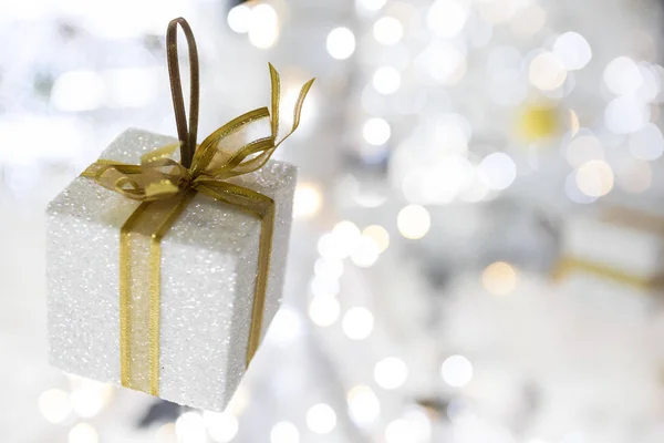Díszítő Karácsonyi Ajándékot Homályos Csillogó Holiday Háttér — Stock Fotó