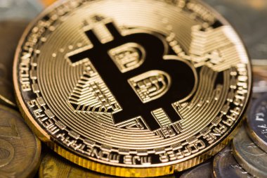 Bitcoin ruble arasında