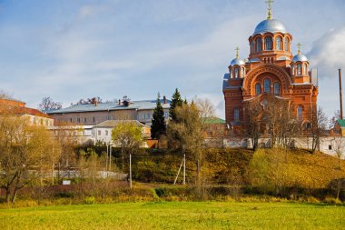 Pokrovskiy Manastırı Khotkov güneşli bir sonbahar gün içinde