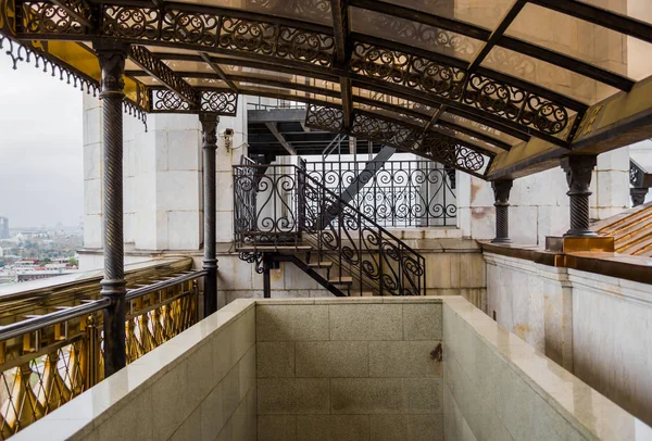 Balcone Della Cattedrale Cristo Salvatore — Foto Stock