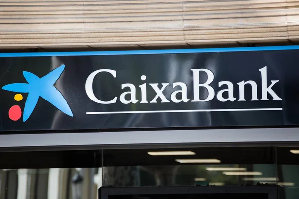 Barcelona España Abril 2018 Logo Del Banco Caixa Barcelona Día — Foto de Stock