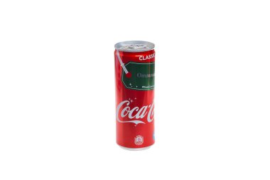 Moscow, Rusya Federasyonu - 15 Kasım 2018: Demir coca cola beyaz arka plan üzerinde izole olabilir
