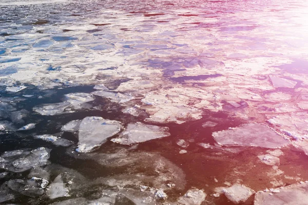 Ghiaccio Rotto Sul Fiume — Foto Stock