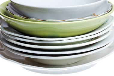 Beyaz arka plan üzerinde izole plakaları yığını 