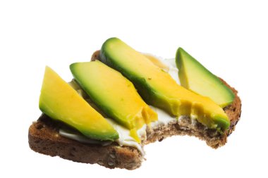 Beyaz bir arka plan üzerinde izole avokado sandviç.