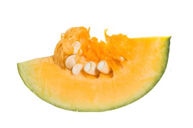 Beyaz bir arka plan üzerinde izole balkabağı kesmek