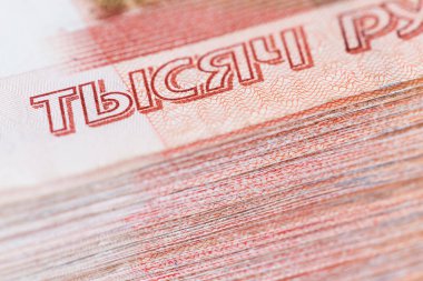Rus beş bin Rublesi banknotların büyük bir paket