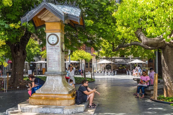 Palma Mallorca Spanien Augusti 2017 Termometern Gatan Torget Palma Mallorca — Stockfoto