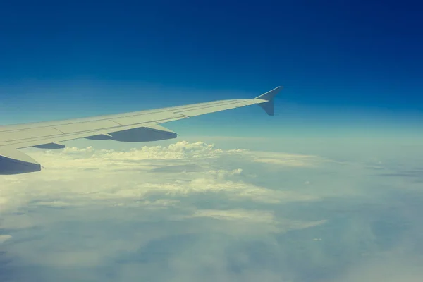 Tragflächen Passagierflugzeug Während Des Fluges Hintergrund — Stockfoto