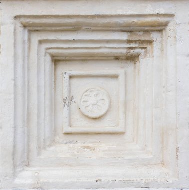 mimari panel, caisson, duvarda girinti - eski manastırın duvarında dekorasyon