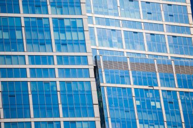 Moskova, Rusya - 1 Mayıs 2019: Presnenskaya setinde güneşli bir sabahta iş merkezi Moskova şehri