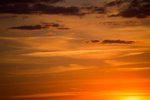 Закатное Небо Над Озером — стоковое фото
