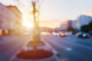 Moskova, Rusya, bahçe halkası, Bokeh ve bulanıklık etkisi ile akşam araba ile Smolensky Bulvarı