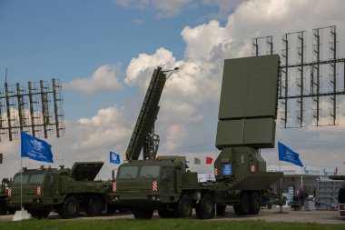 Zhukovsky, Rusya - 21 Temmuz 2017: Tespit için radar kompleksi 
