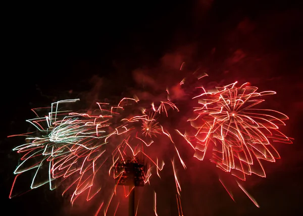 Beautiful fireworks in the dark sky in Moscow — Stock Photo, Image