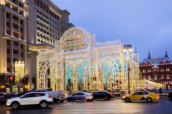 Moscow Ryssland December 2018 Festligt Nytt Tänder Kvällen Moskva Arch — Stockfoto