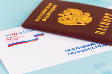 Moskova, Rusya - 09 Mart 2018: Rus pasaportu ve invitat