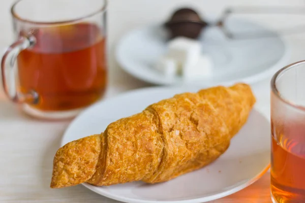 Delicioso Croissant Plato — Foto de Stock