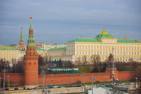 俄罗斯莫斯科 2018年11月14日 莫斯科克里姆林宫在阳光明媚的日子 — 图库照片