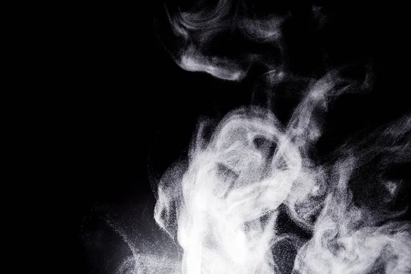 黒い背景に蒸気の雲 — ストック写真
