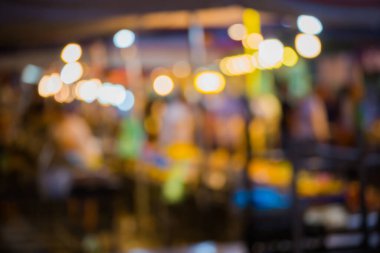 Bulanık ve bokeh efektli şehir manzarası, Palermo, Sicilya, İtalya 'daki sokak kafesi