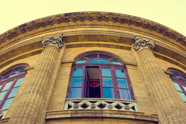 意大利西西里巴勒莫的Teatro Massimo — 图库照片