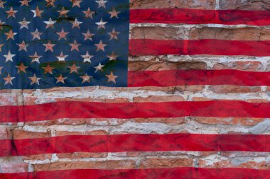 Amerikan bayrağı arka planda kahverengi tuğla duvar. Kriz kavramı