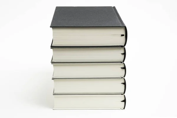 DüzgünCe Yığılmış Monokromatik Bez Ciltli Kitaplar Bir Set — Stok fotoğraf