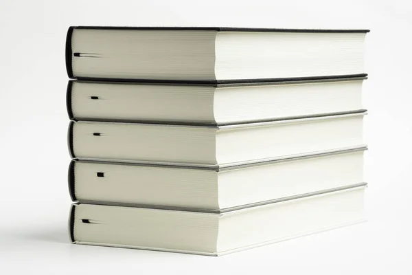 A Set Of Neatly Stacked Monochromatic Cloth Bound Books — Stock Photo, Image