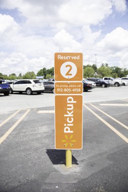 Walmart Pickup Servis Park Alanı