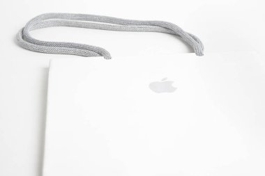 Apple Store Beyaz Kağıt Torba