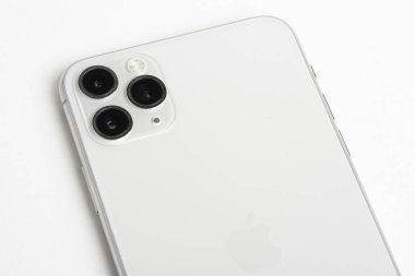 iphone 11 Pro Max Gümüş