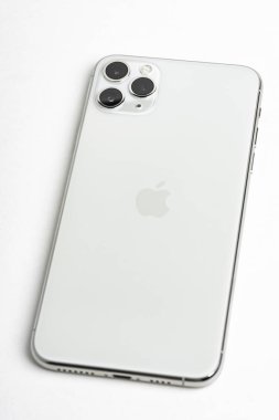 iphone 11 Pro Max Gümüş