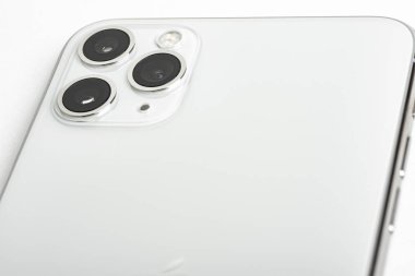 iphone 11 Pro Max Gümüş