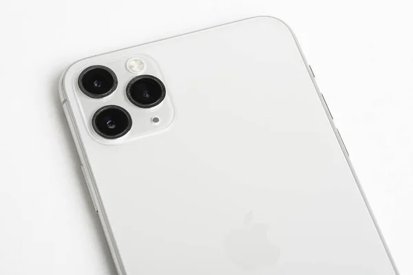 iphone 11 Pro Max Gümüş