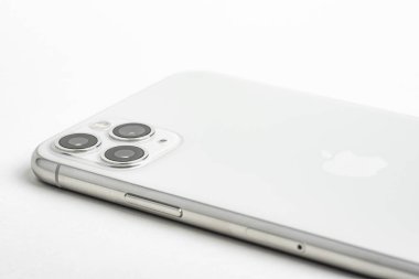 iphone 11 Pro Max Gümüş