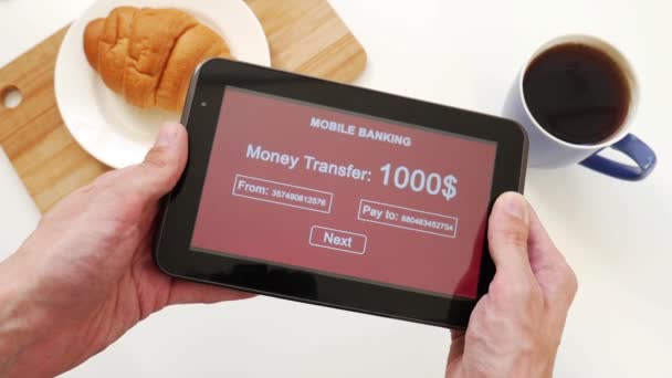 Een Succesvol Persoon Maakt Een Geld Transfer Een Mobiele Bank — Stockvideo