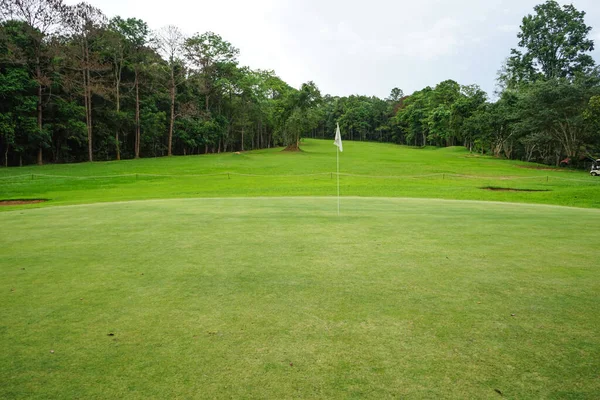 Bakgrund Kvällen Golfbana Har Solljus Skiner Ner Golfbanan Thailand Fin — Stockfoto