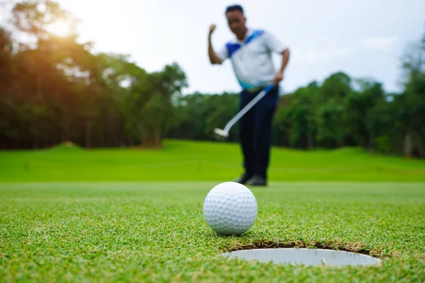 Verschwommener Golfer Spielt Golf Auf Schönem Golfplatz Abend Golfplatz Mit — Stockfoto