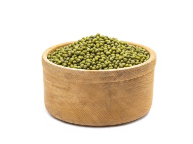 Mung fasulye bir ahşap kase