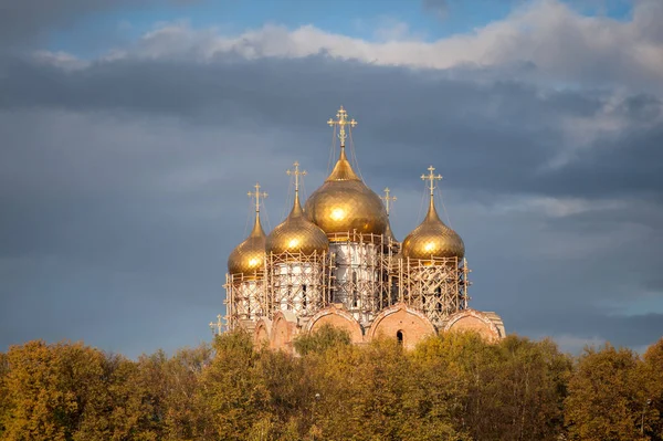 Die uspenski Kathedrale von Jaroslawl — Stockfoto