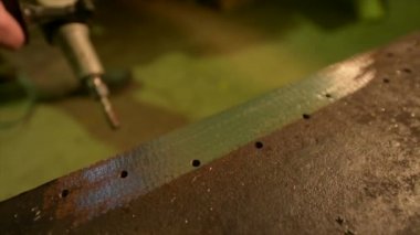 metal bir parçanın deburring