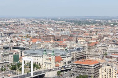 Köprü yakın izometrik şehir görünümü