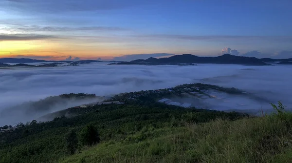 Temporada Nublada Regresa Meseta Lam Dong Lat —  Fotos de Stock
