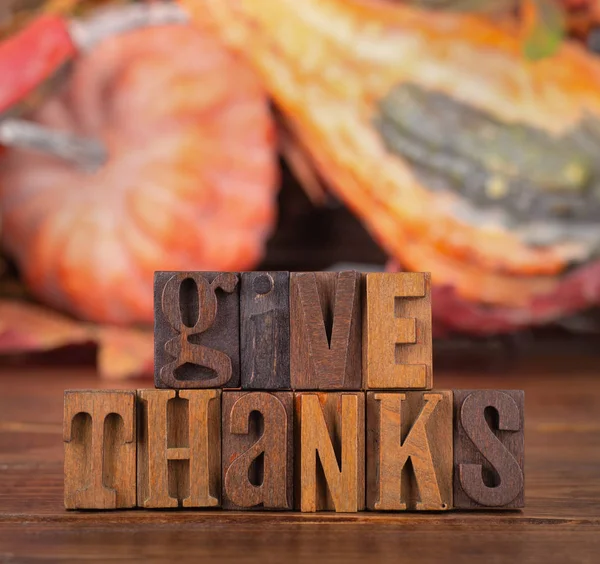 Give Thanks Written Wooden Block Lettering Colorful Background Autumn Squash — Stock Photo, Image