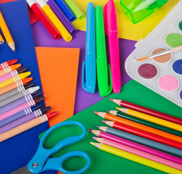 학교 용품 그리기 및 색칠 — 스톡 사진