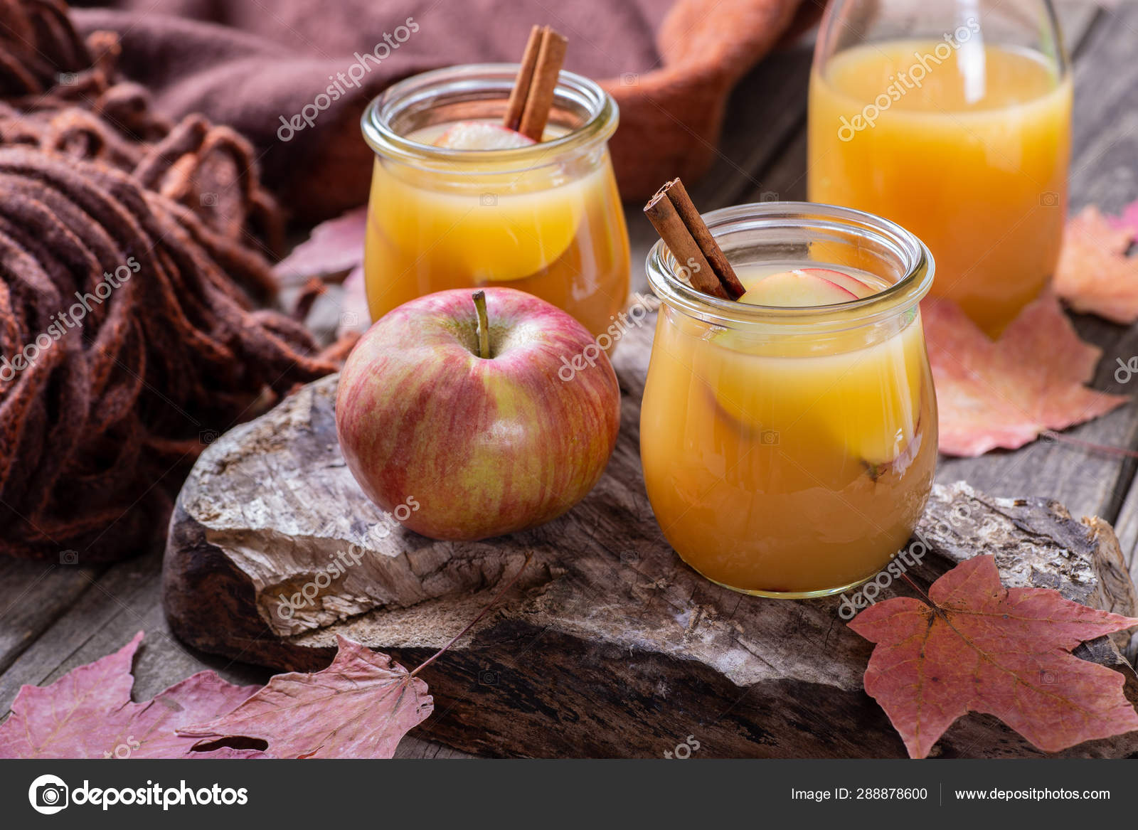 Apple Cider In Glass Jars Stock Photo by ©chasbrutlag 288878600